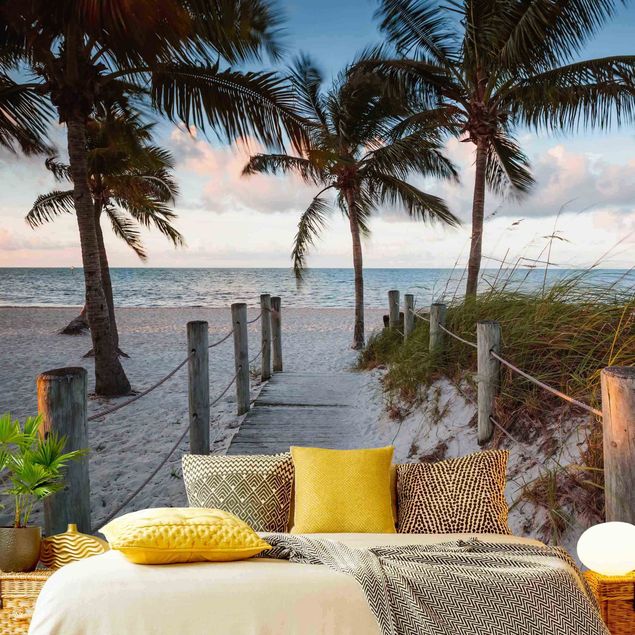 Papel de parede praia Palm Trees At Boardwalk To The Ocean