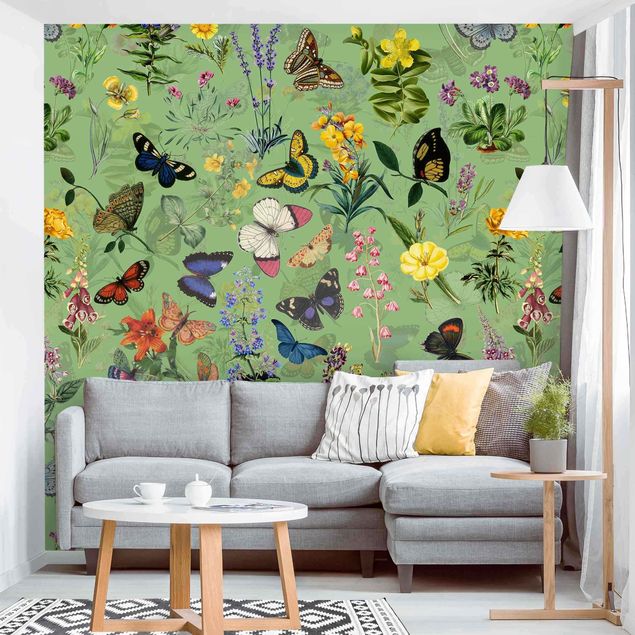 papel de parede moderno Butterflies With Flowers On Green