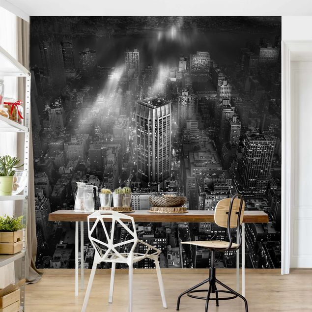 Papel de parede preto e branco Sunlight Over New York City