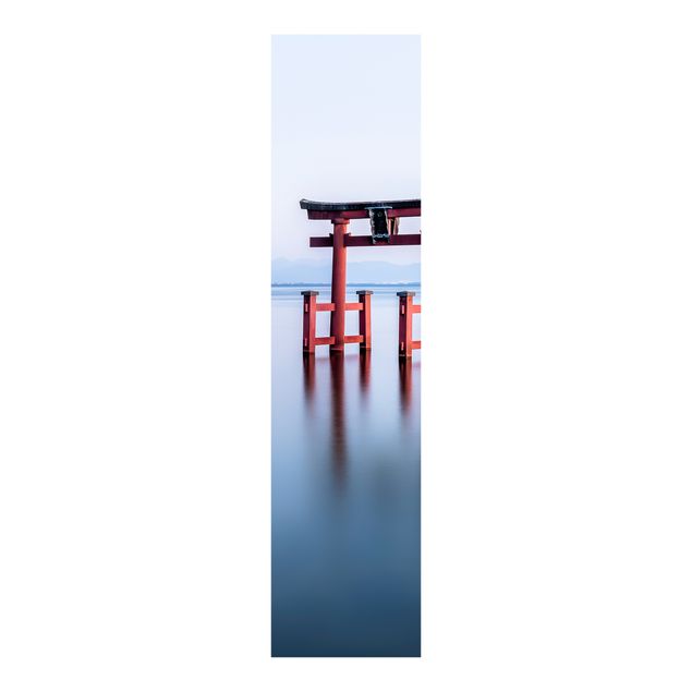 Painéis japoneses cidades e paisagens urbanas Torii In Water