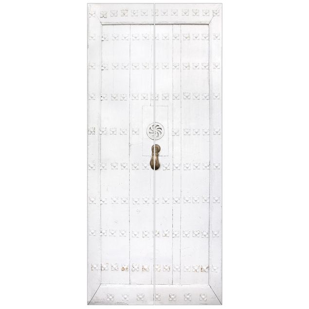 Papel de parede para porta imitação madeira Mediterranean White Wooden Door With Ornate Fittings
