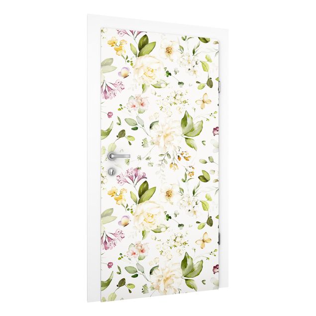 Papel de parede rosas Wildflowers and White Roses Watercolour Pattern