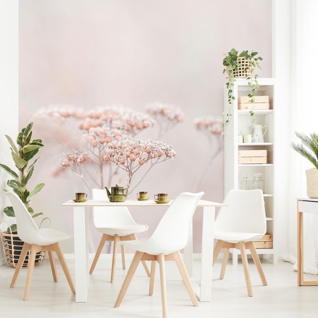 papel de parede moderno Pale Pink Wild Flowers